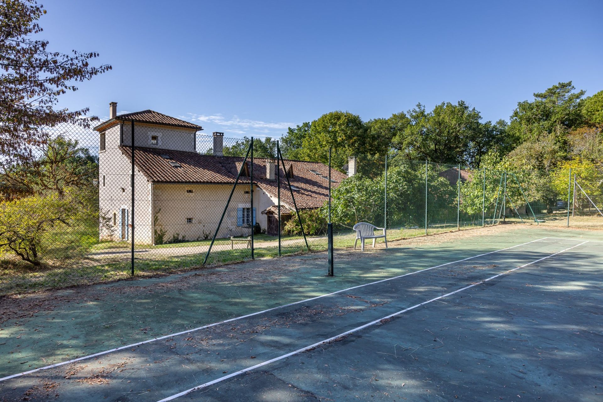 house 23 Rooms for sale on ST ASTIER (24110)