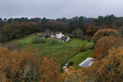 Sale House Saint-Astier 23&nbsp;Rooms 650&nbsp;m²