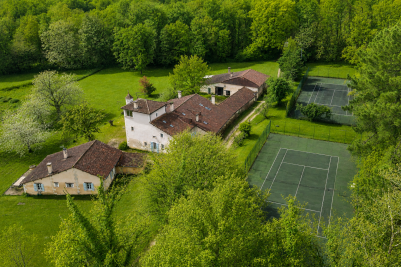 Sale House Saint-Astier 23&nbsp;Rooms 650&nbsp;m²