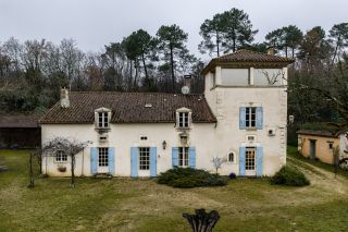 house 23 Rooms for sale on ST ASTIER (24110)