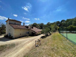 house 23 Rooms for sale on ST ASTIER (24110)