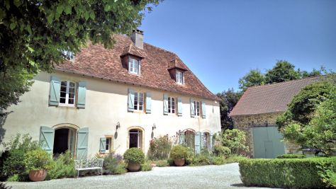 Vente Maison Excideuil 10&nbsp;Pièces 427&nbsp;m²