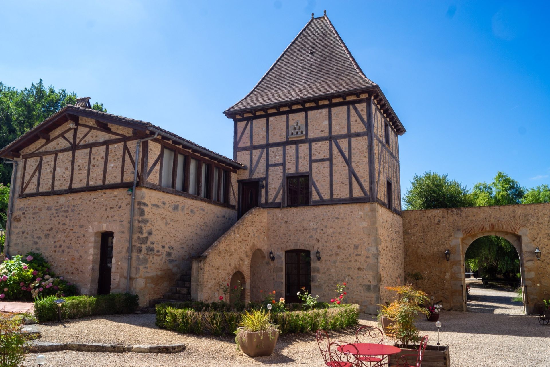 maison 28 Pièces en vente sur VILLENEUVE SUR LOT (47300)