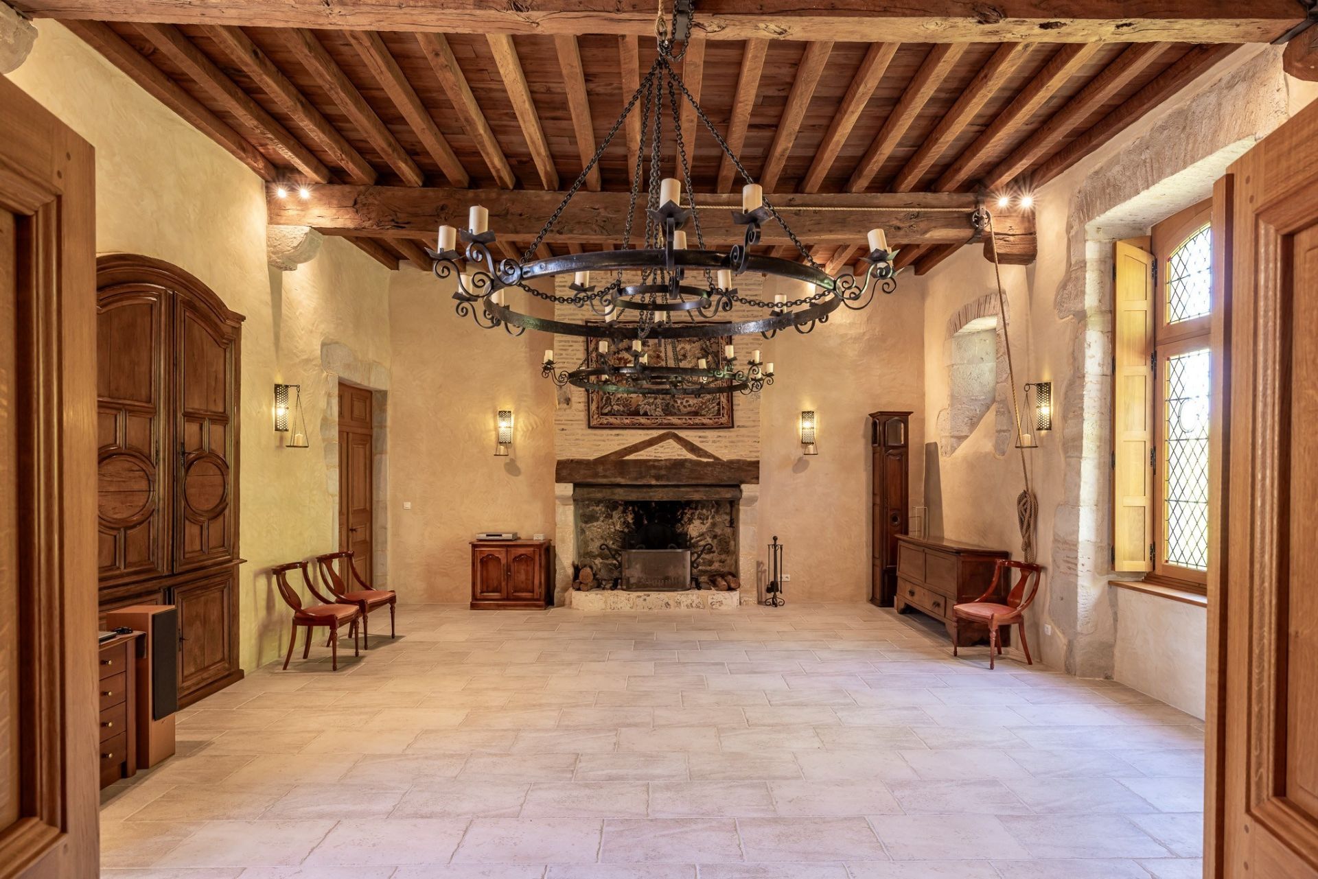 house 28 Rooms for sale on VILLENEUVE SUR LOT (47300)