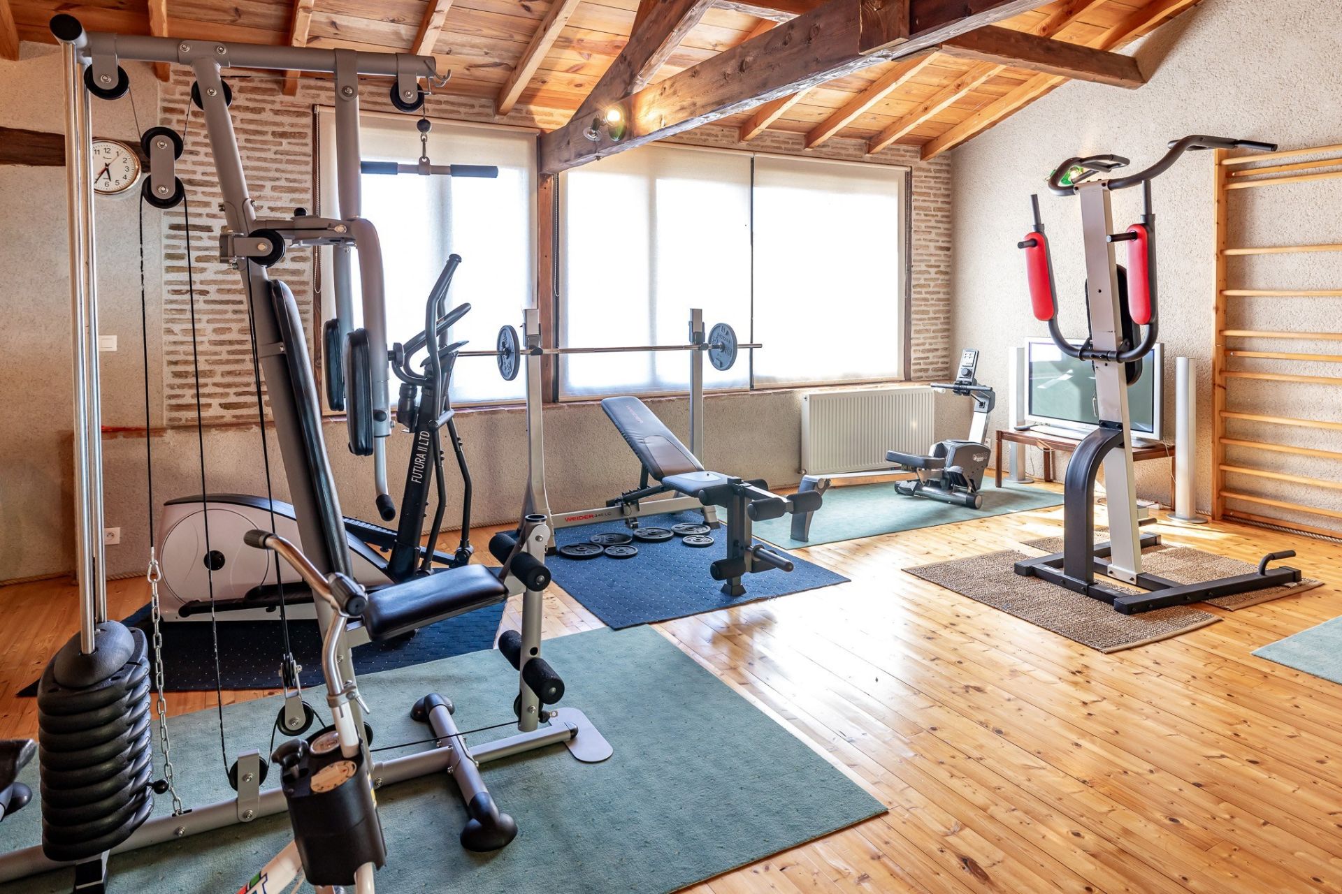house 28 Rooms for sale on VILLENEUVE SUR LOT (47300)