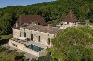 house 28 Rooms for sale on VILLENEUVE SUR LOT (47300)