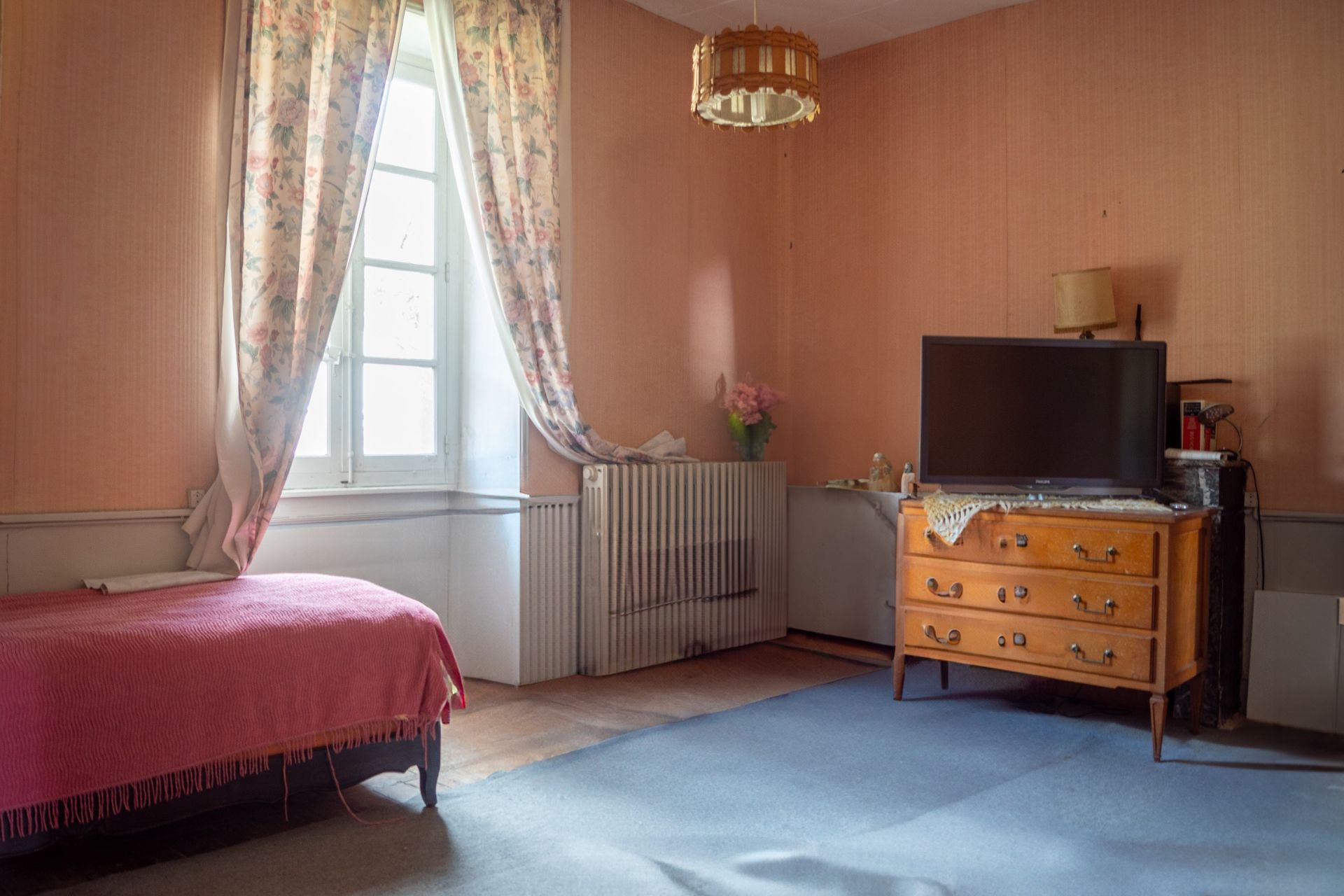 maison 18 Pièces en vente sur VARAIGNES (24360)