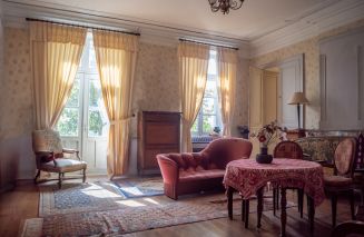 maison 18 Pièces en vente sur VARAIGNES (24360)