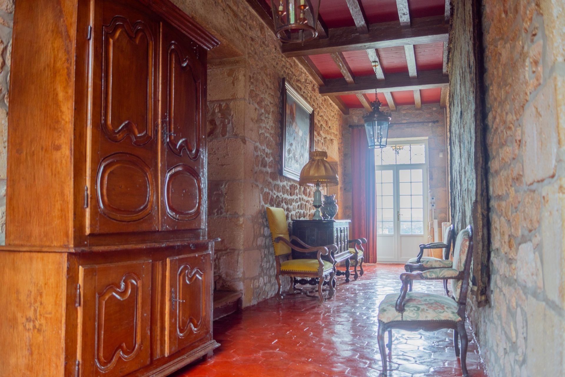 house 10 Rooms for sale on FUMEL (47500)