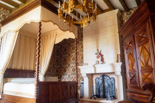 house 10 Rooms for sale on CONDEZAYGUES (47500)