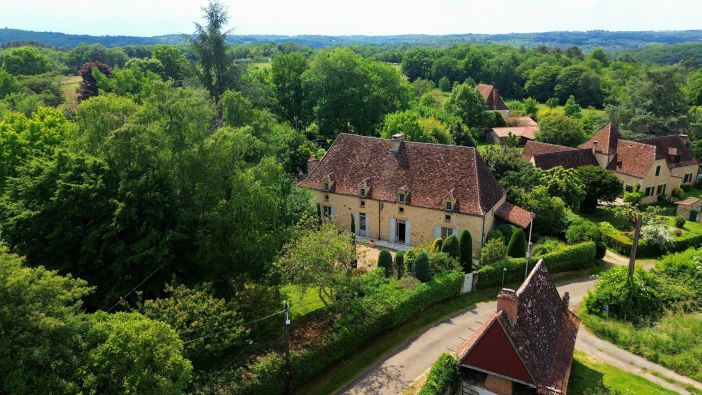 Sale House Le Bugue 8&nbsp;Rooms 246&nbsp;m²