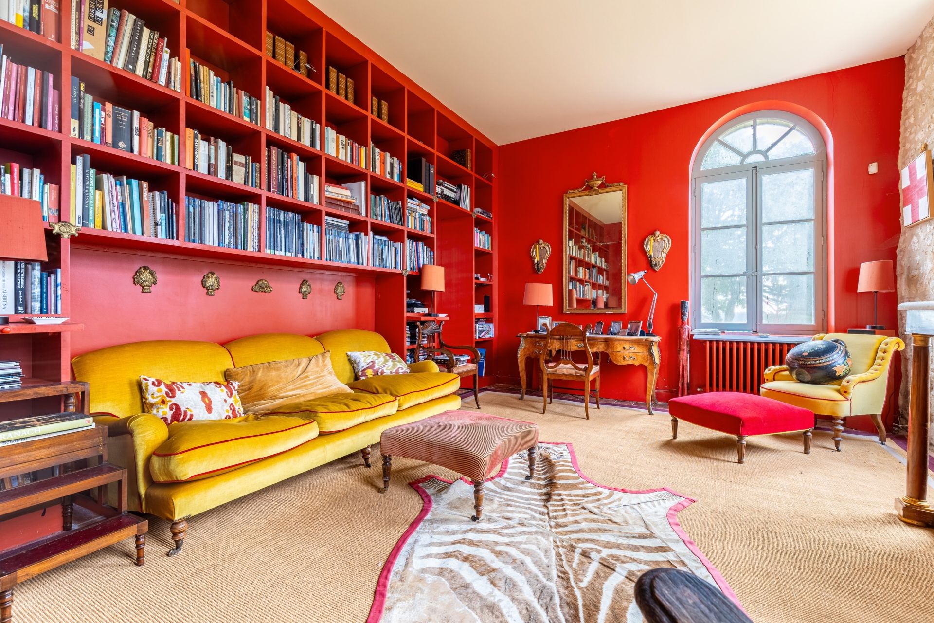 house 30 Rooms for sale on BERGERAC (24100)