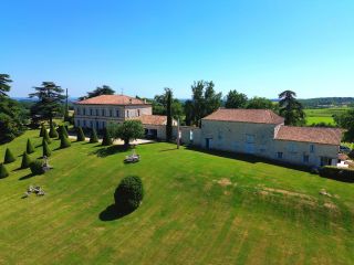 house 30 Rooms for sale on BERGERAC (24100)