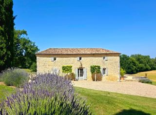 house 30 Rooms for sale on BERGERAC (24100)