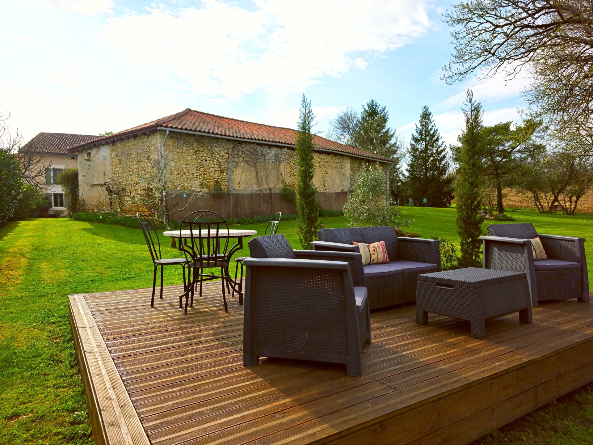 maison 8 Pièces en vente sur MAREUIL EN PERIGORD (24340)