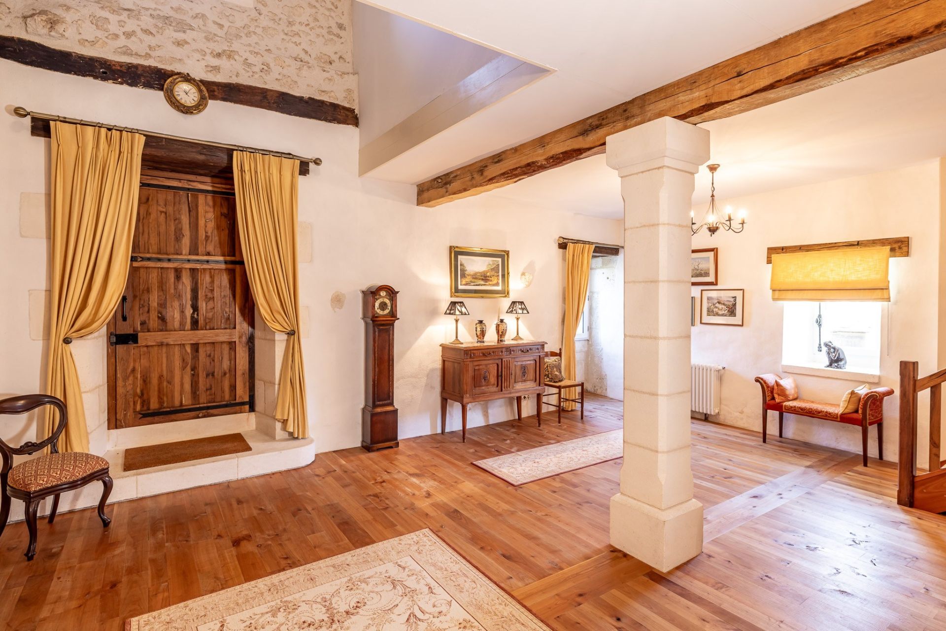 house 8 Rooms for sale on MAREUIL EN PERIGORD (24340)