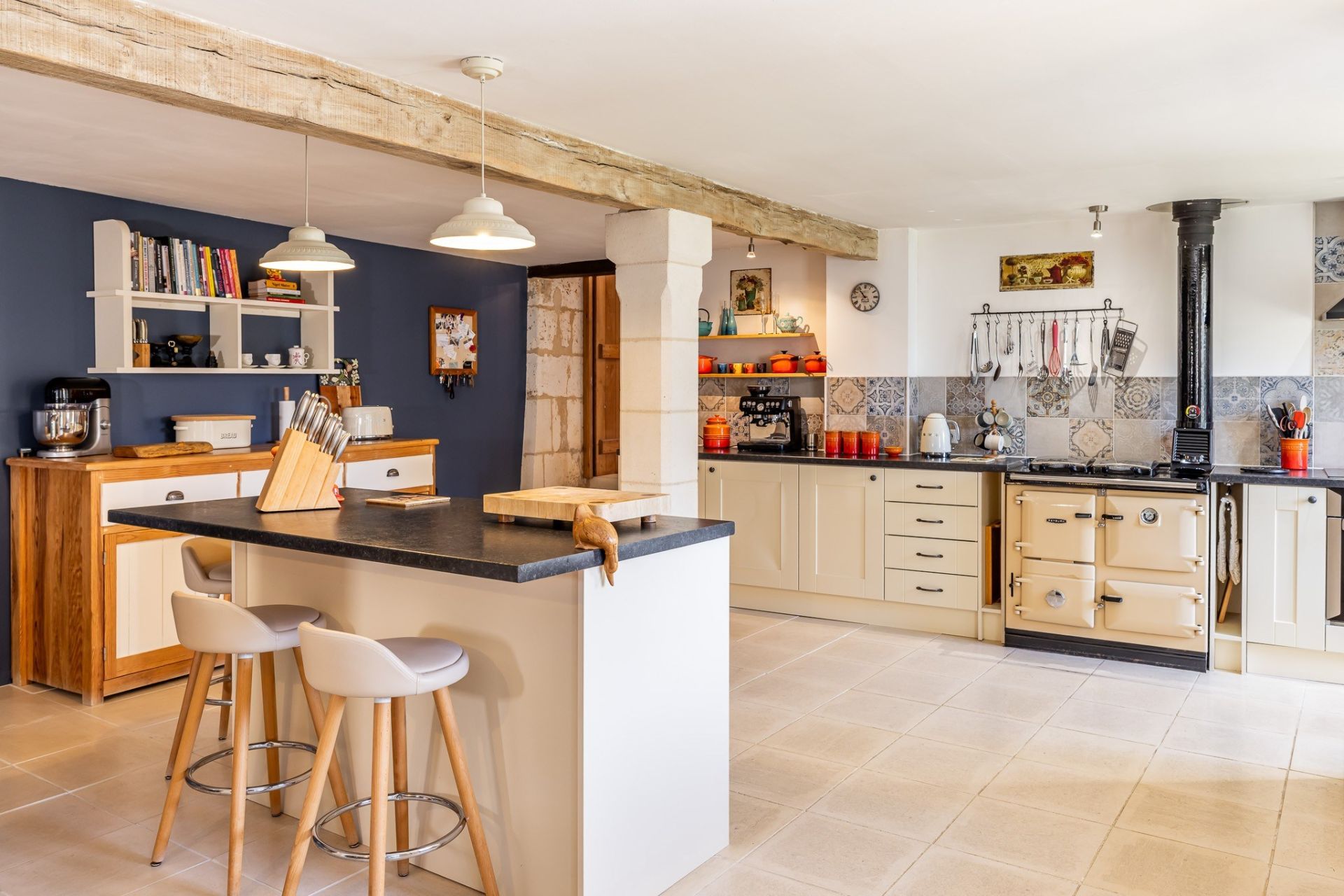 house 8 Rooms for sale on MAREUIL EN PERIGORD (24340)