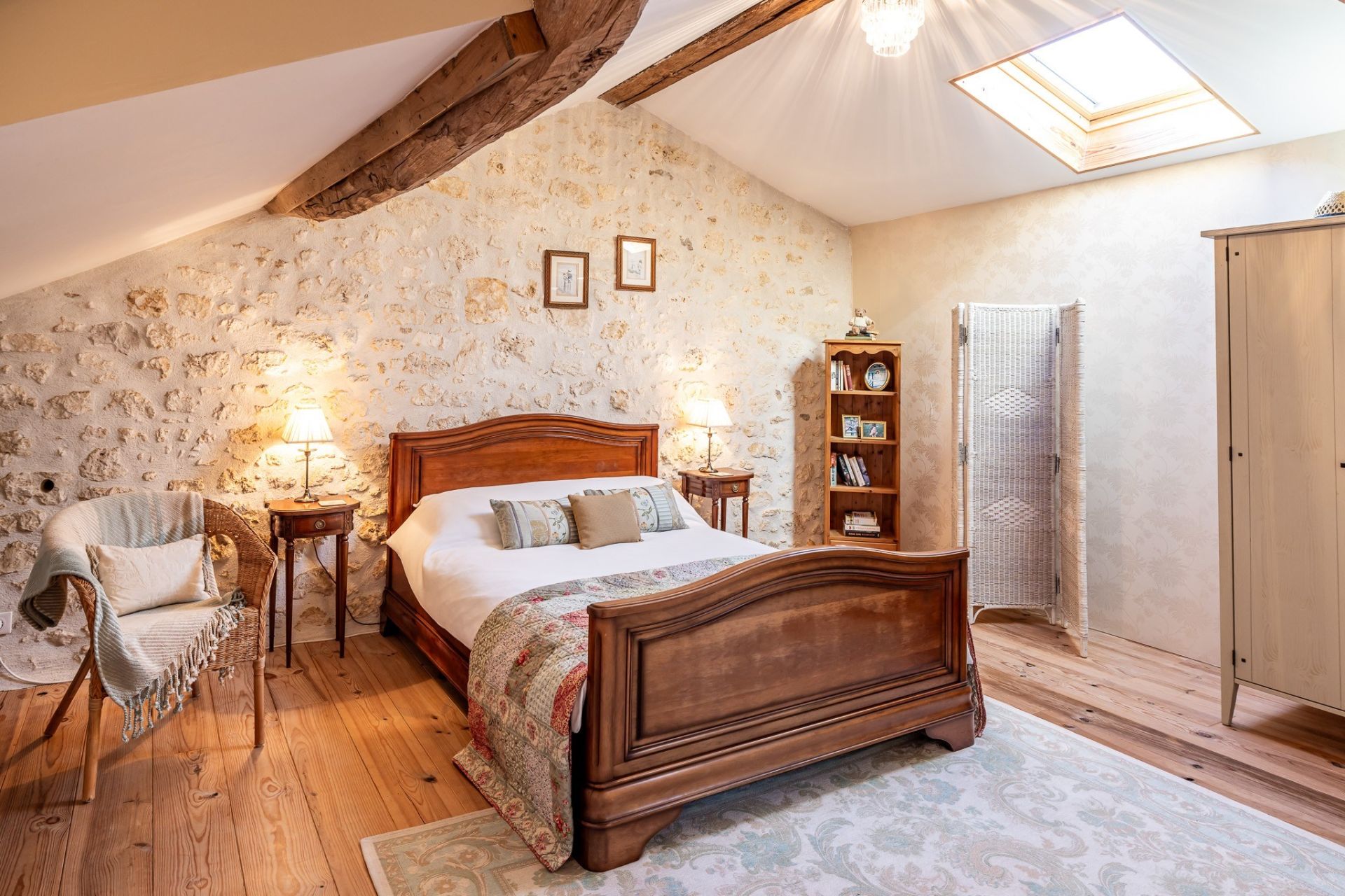 maison 8 Pièces en vente sur MAREUIL EN PERIGORD (24340)