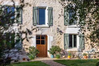 house 8 Rooms for sale on MAREUIL EN PERIGORD (24340)