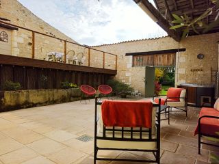 maison 8 Pièces en vente sur MAREUIL EN PERIGORD (24340)