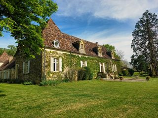 maison 15 Pièces en vente sur STE ALVERE ST LAURENT LES BATONS (24510)