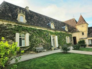 maison 15 Pièces en vente sur STE ALVERE ST LAURENT LES BATONS (24510)