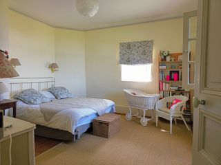 house 15 Rooms for sale on STE ALVERE ST LAURENT LES BATONS (24510)