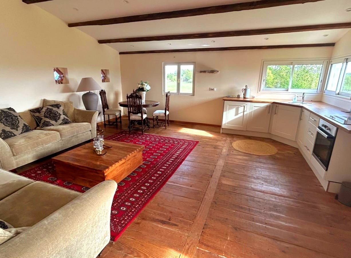 house 20 Rooms for sale on FUMEL (47500)