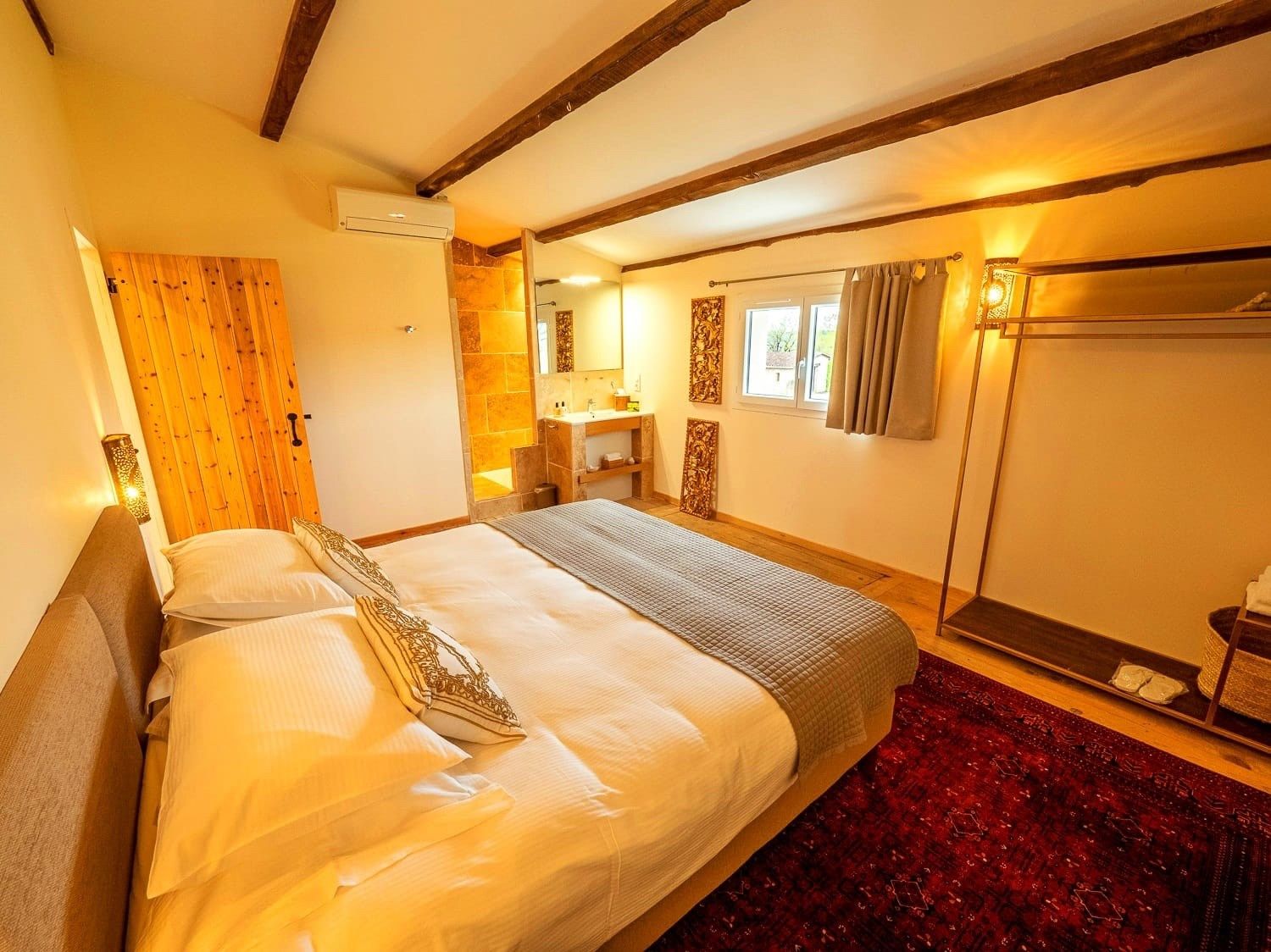 house 20 Rooms for sale on FUMEL (47500)