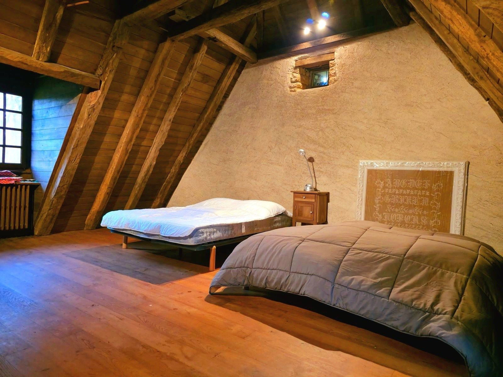 house 8 Rooms for sale on LAVAUR (24550)