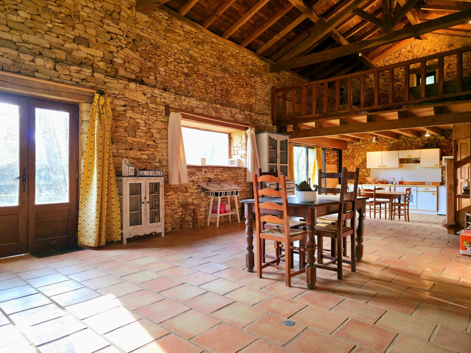 house 8 Rooms for sale on LAVAUR (24550)