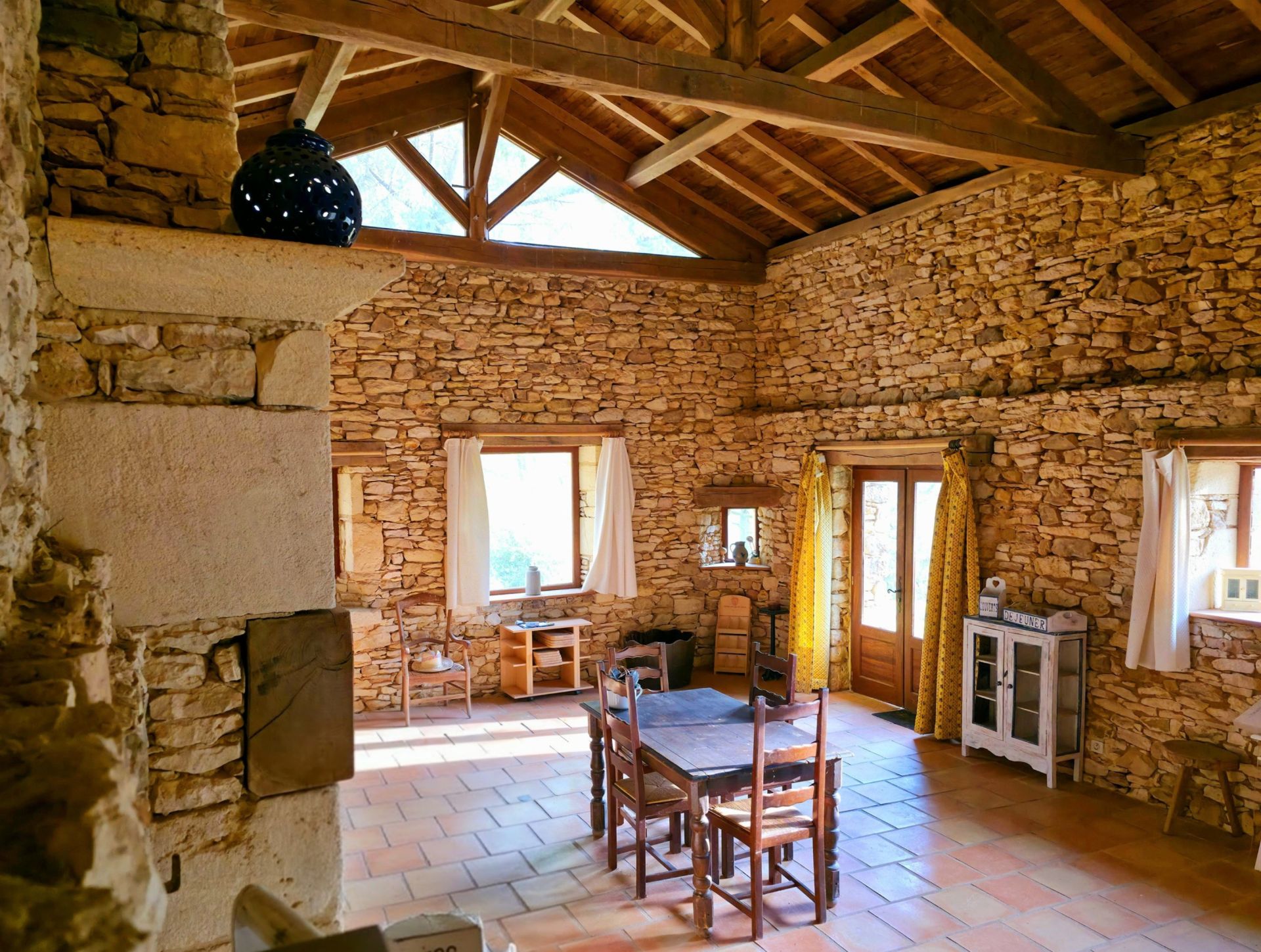 house 8 Rooms for sale on LAVAUR (24550)