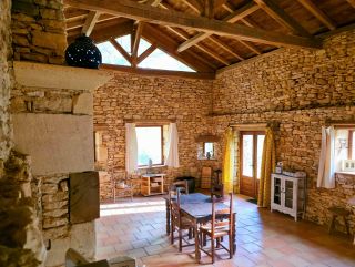 house 8 Rooms for sale on LAVAUR (24550)