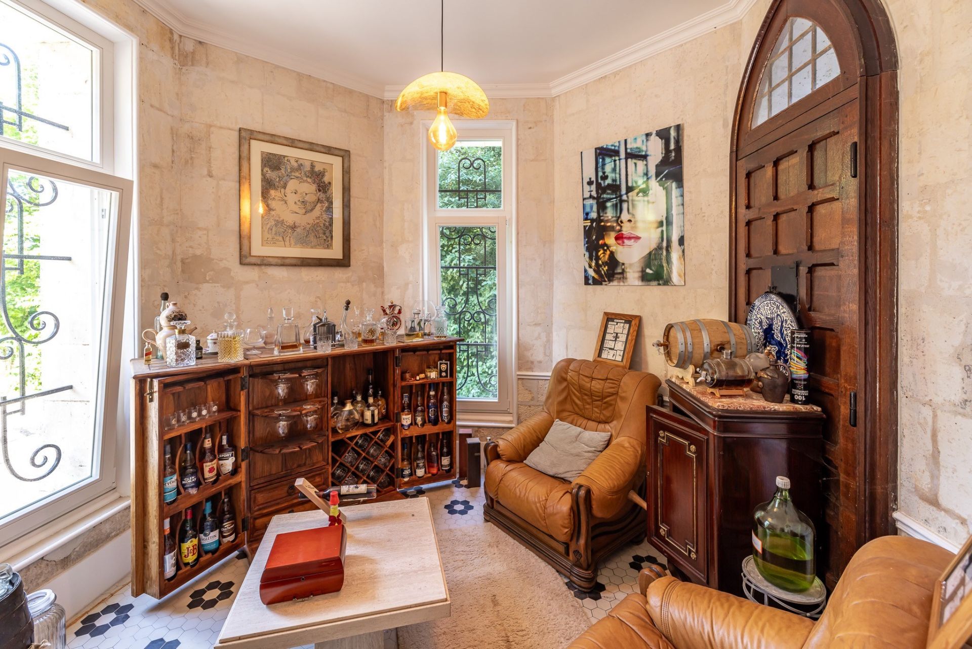 castle 14 Rooms for sale on BRANTOME (24310)