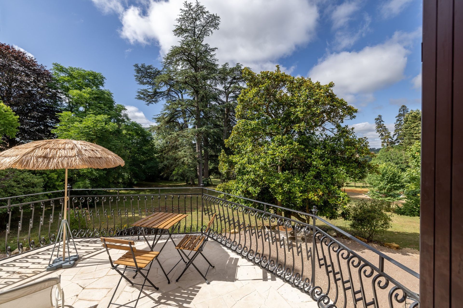 château 14 Pièces en vente sur BRANTOME (24310)