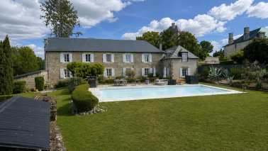 house 8 Rooms for sale on BRIVE LA GAILLARDE (19100)