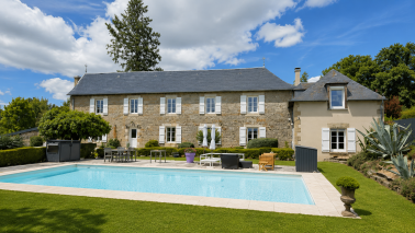 house 8 Rooms for sale on BRIVE LA GAILLARDE (19100)