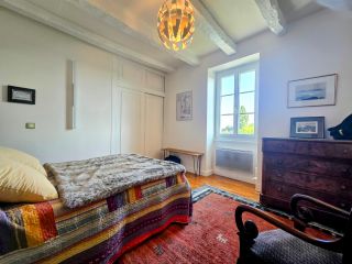 house 8 Rooms for sale on BRIVE LA GAILLARDE (19100)