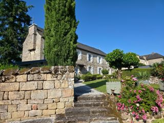 house 8 Rooms for sale on BRIVE LA GAILLARDE (19100)