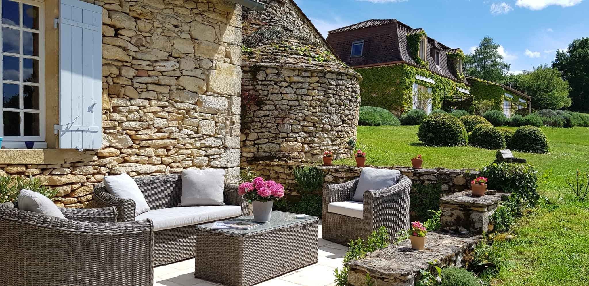 house 15 Rooms for sale on SIORAC EN PERIGORD (24170)