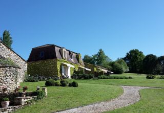 house 15 Rooms for sale on SIORAC EN PERIGORD (24170)
