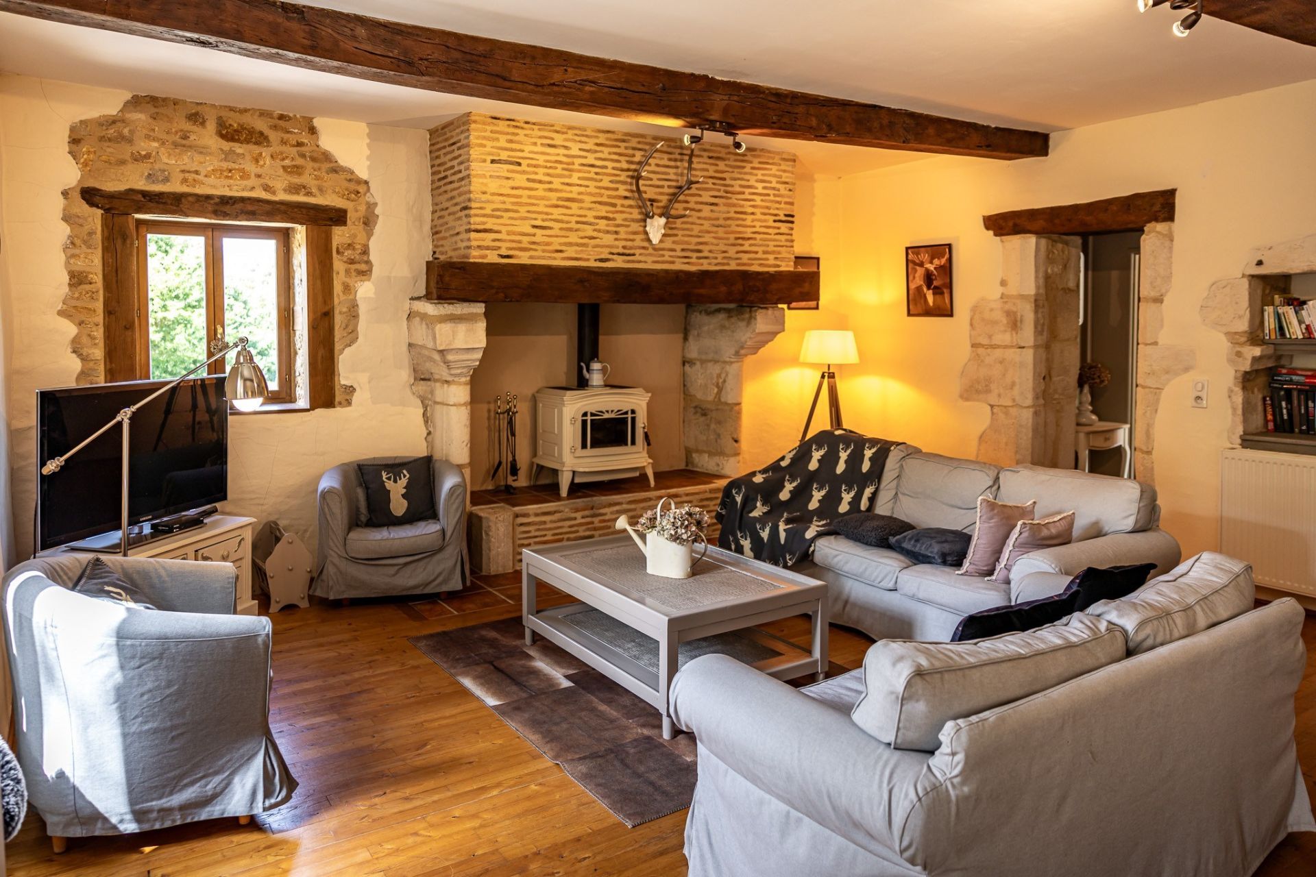 maison 36 Pièces en vente sur ST PARDOUX LA RIVIERE (24470)