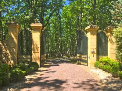 château 21 Pièces en vente sur SARLAT LA CANEDA (24200) Vente Château Sarlat-la-Canéda 21 Pièces 973 m²