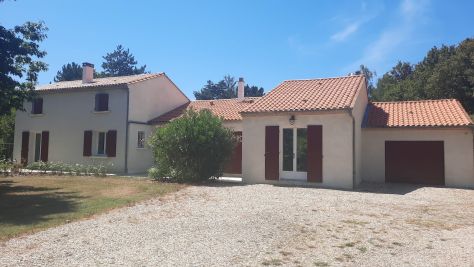 maison contemporaine 7 Pièces en vente sur BERGERAC (24100) Vente Maison contemporaine Bergerac 7 Pièces 250 m²
