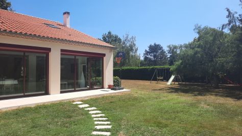 maison contemporaine 7 Pièces en vente sur BERGERAC (24100) Vente Maison contemporaine Bergerac 7 Pièces 250 m²