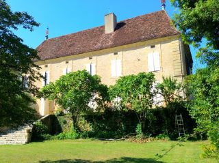 maison 15 Pièces en vente sur STE ALVERE ST LAURENT LES BATONS (24510)