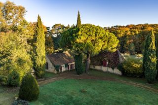 maison 15 Pièces en vente sur STE ALVERE ST LAURENT LES BATONS (24510)