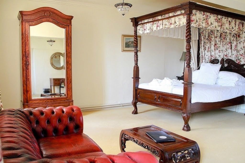 château 40 Pièces en vente sur RIBERAC (24600)