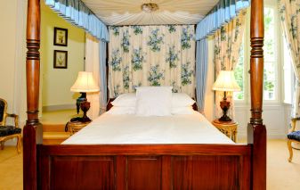 château 40 Pièces en vente sur RIBERAC (24600)