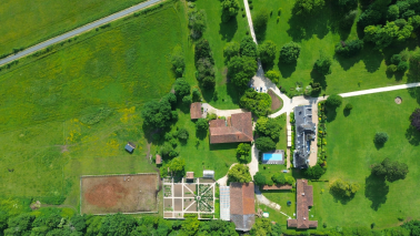 château 40 Pièces en vente sur RIBERAC (24600)